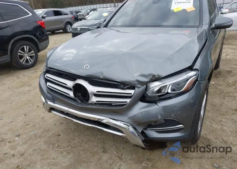 2018 Mercedes-Benz Glc 300 4Matic z USA, uszkodzony, nr VIN WDC0G4KB3JV108631